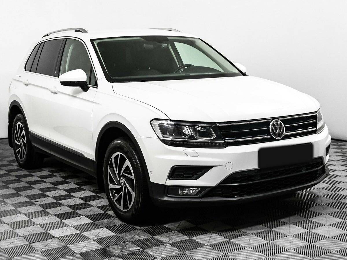 Volkswagen Tiguan 2018 года с пробегом. Фото: #2