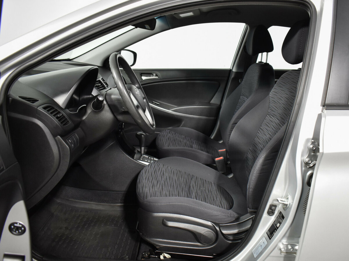 Hyundai Solaris 2015 года с пробегом. Фото: #9