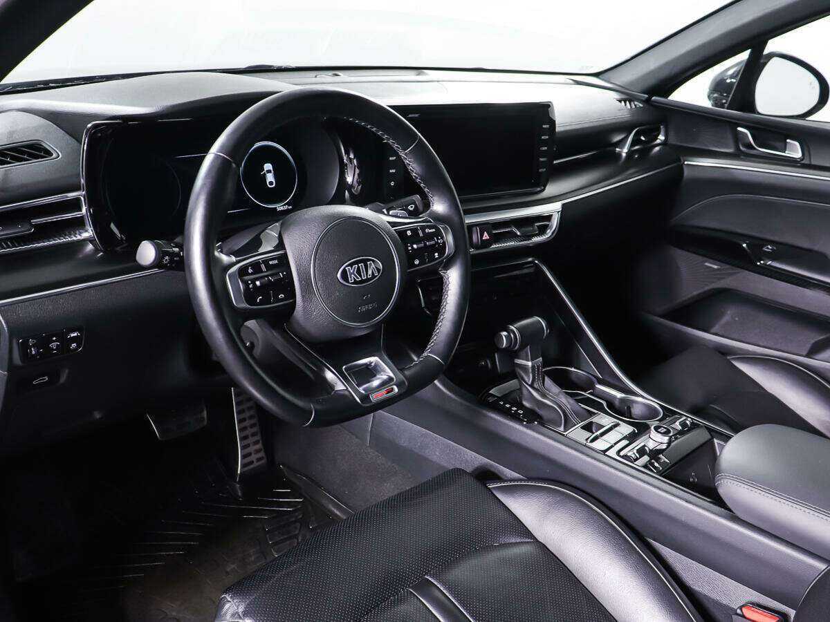 Kia K5 2021 года с пробегом. Фото: #12