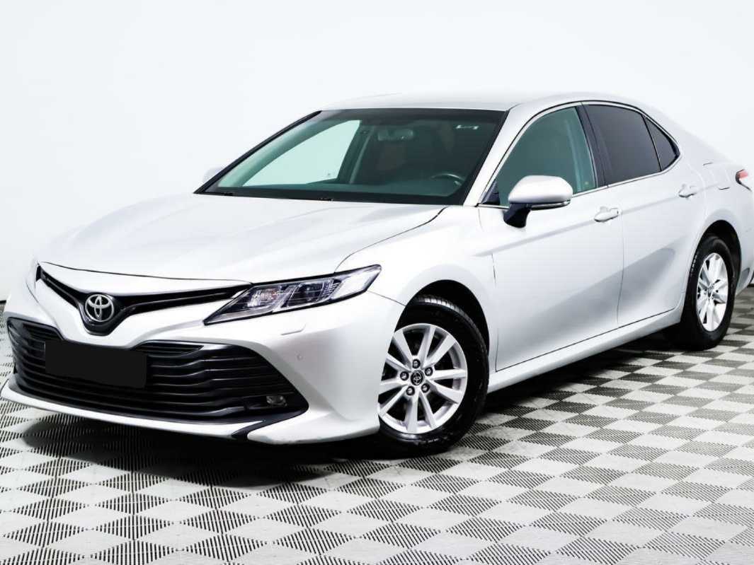 Toyota Camry 2018 года с пробегом. Фото: #0