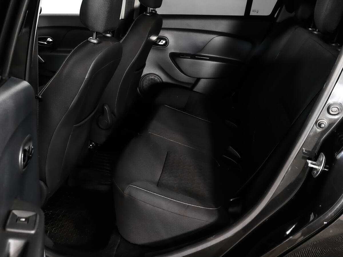 Renault Logan 2014 года с пробегом. Фото: #9