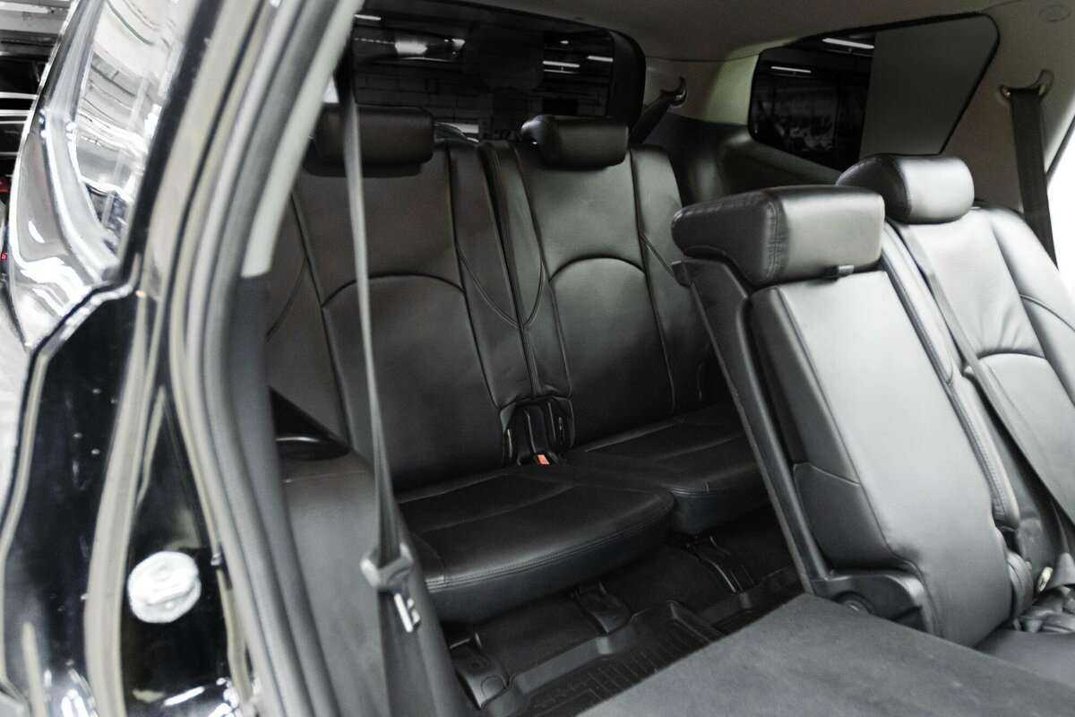 Kia Mohave 2012 года с пробегом. Фото: #17