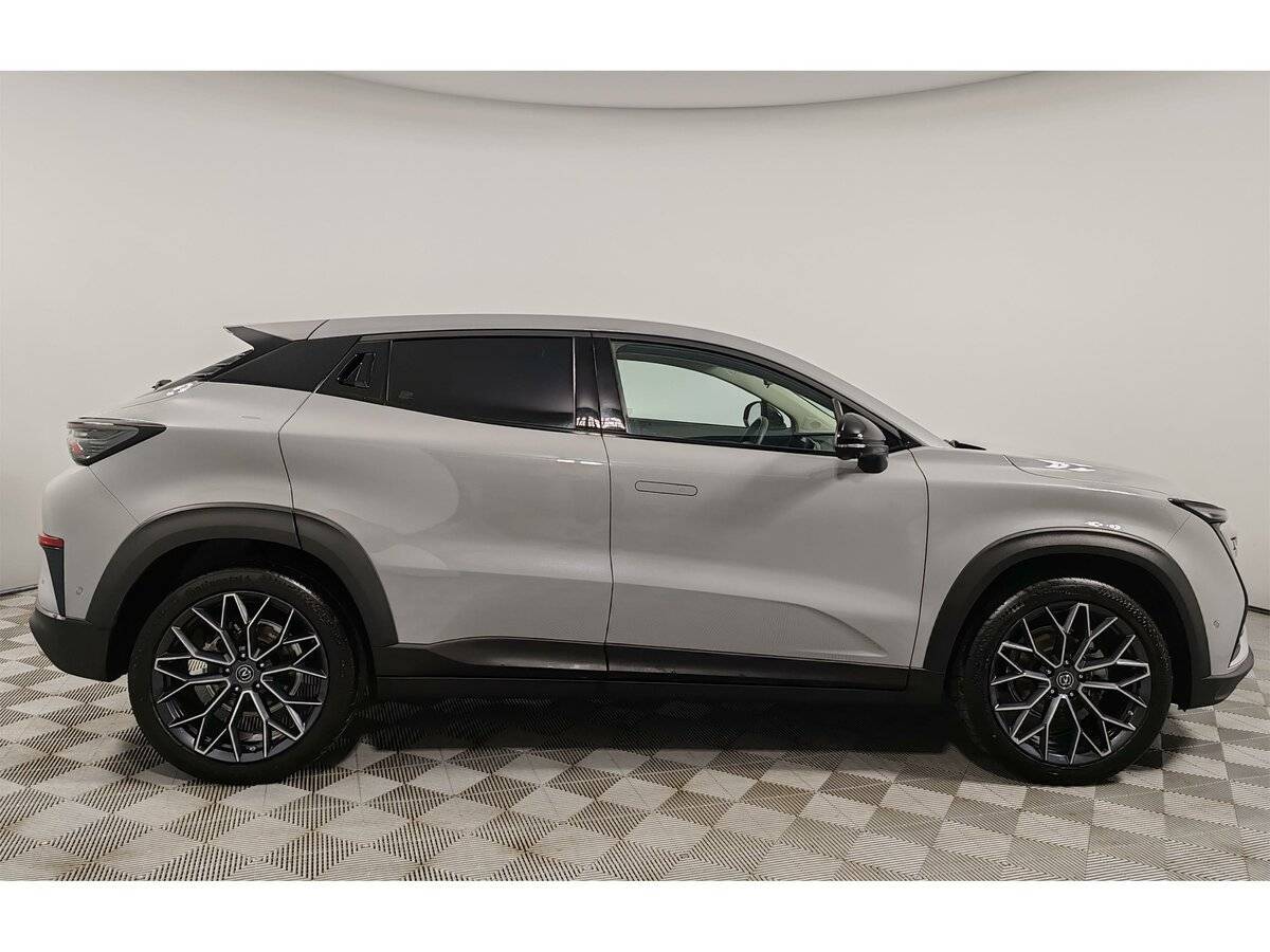 Changan UNI-T 2023 года с пробегом. Фото: #3