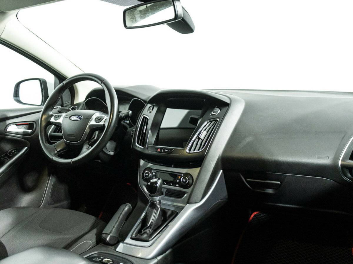 Ford Focus 2012 года с пробегом. Фото: #8