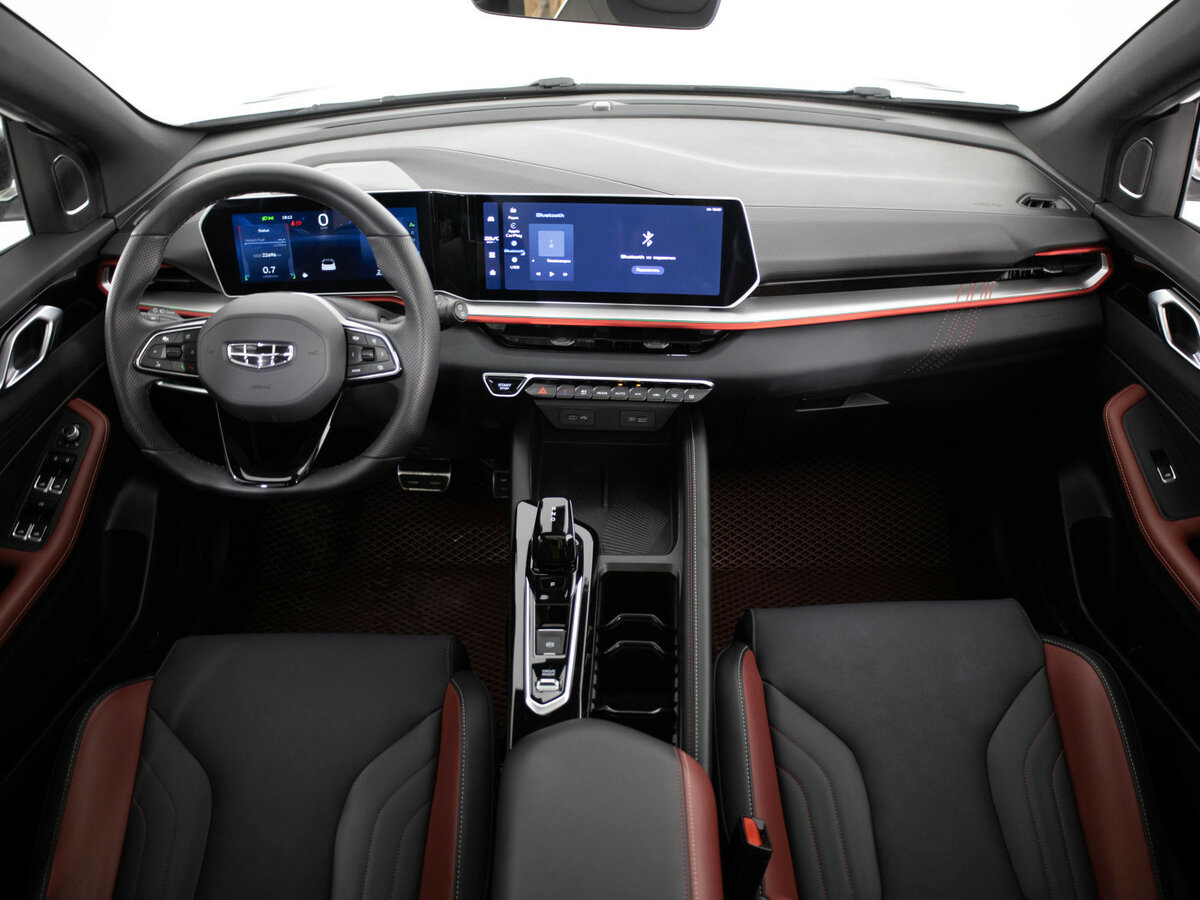 Geely Coolray 2023 года с пробегом. Фото: #7