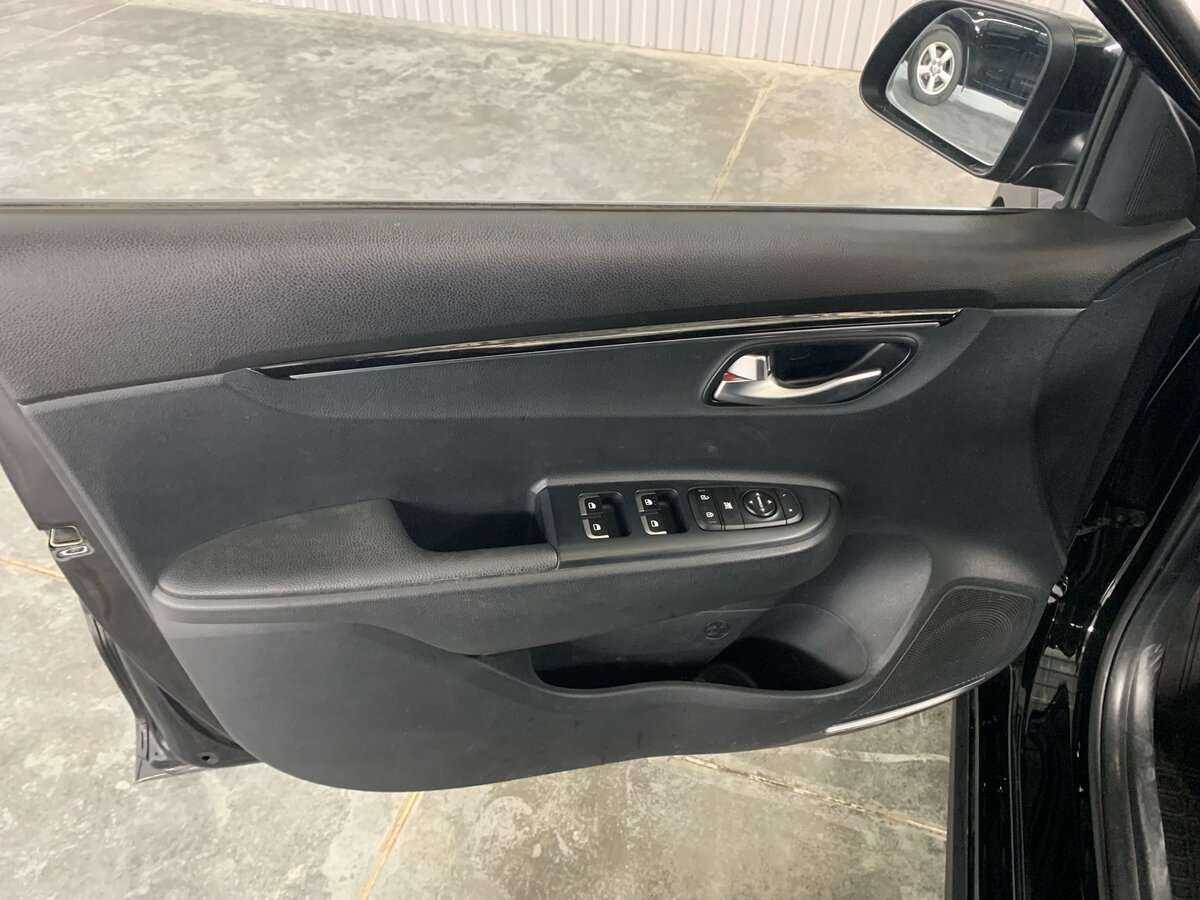 Kia Rio 2018 года с пробегом. Фото: #16