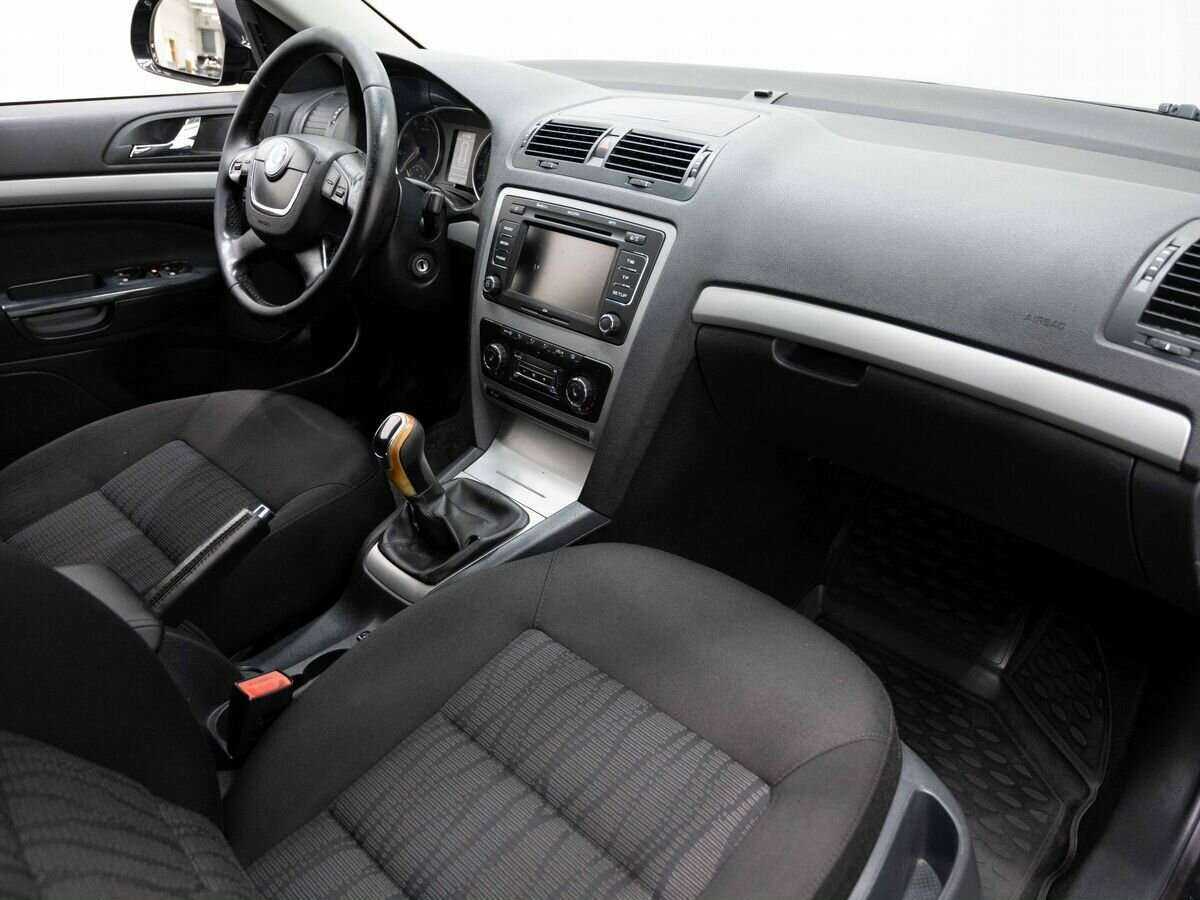 Skoda Octavia 2012 года с пробегом. Фото: #5