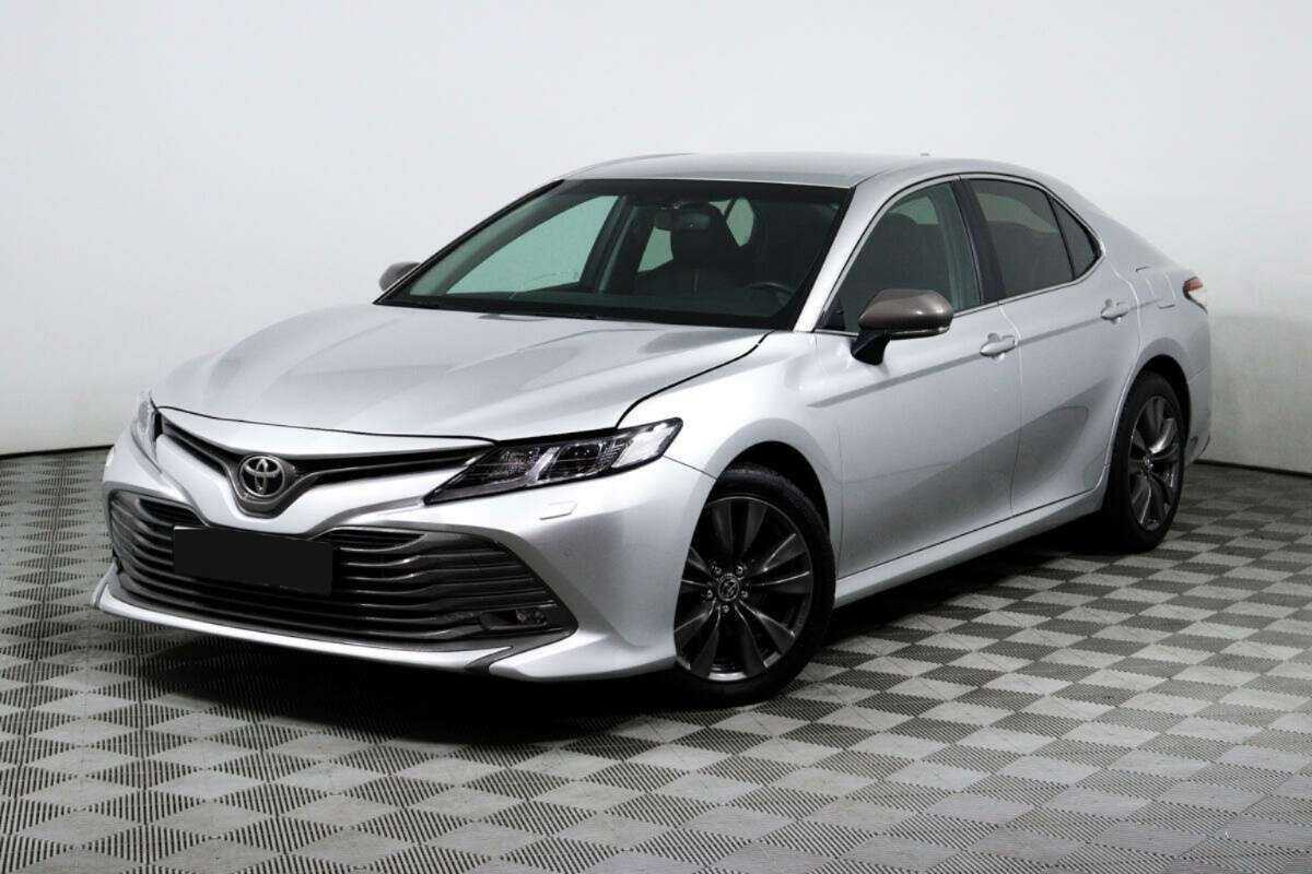 Toyota Camry 2018 года с пробегом. Посмотреть фото