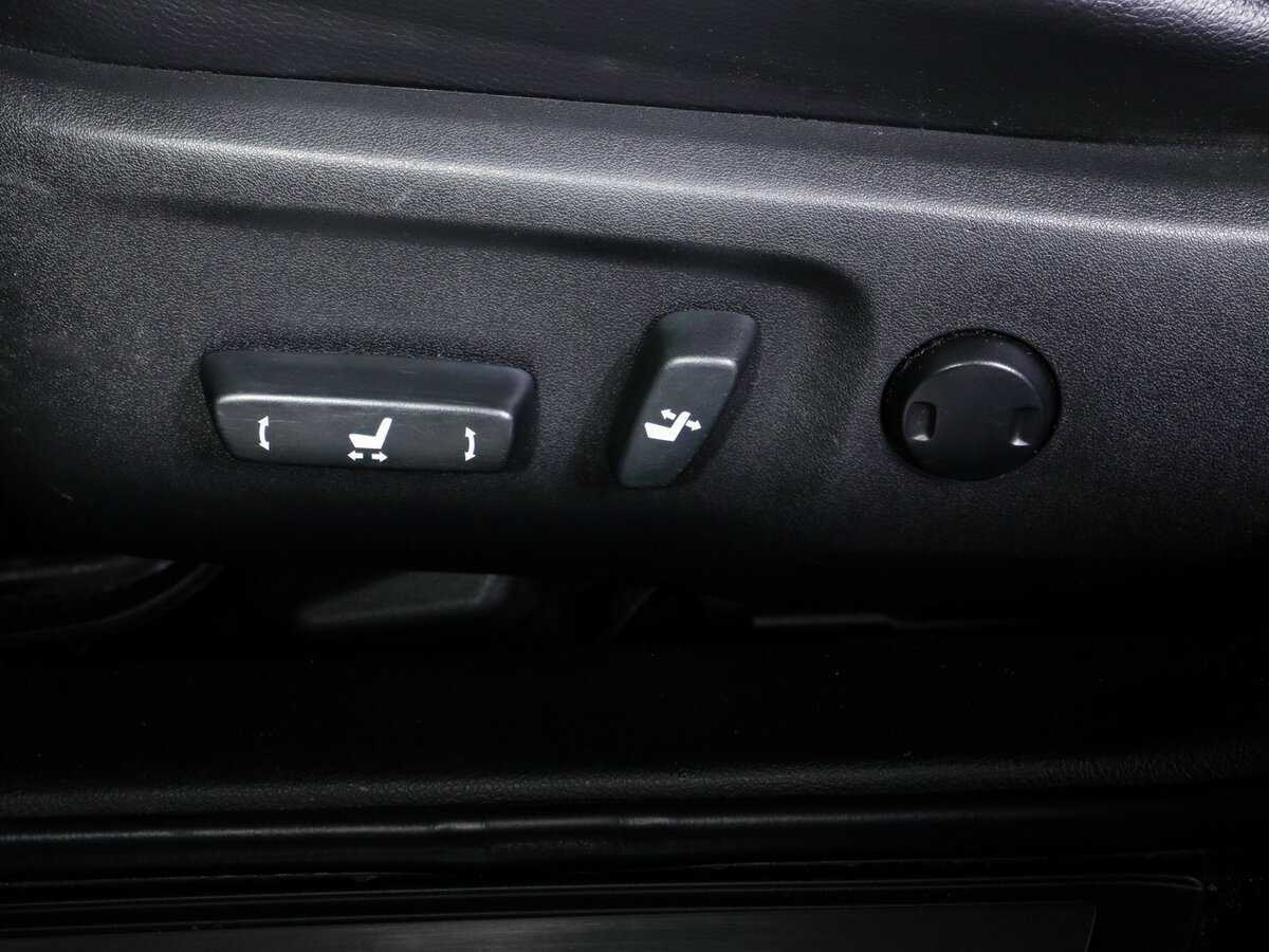 Toyota Camry 2012 года с пробегом. Фото: #21