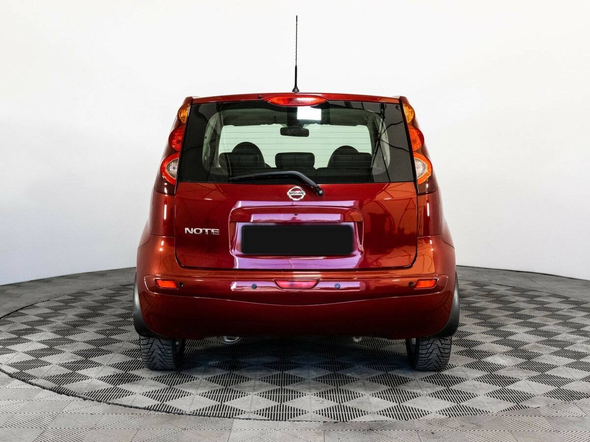Nissan Note 2013 года с пробегом. Фото: #4