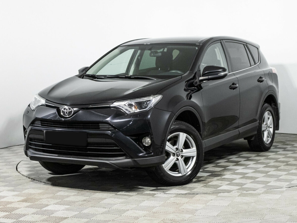 Toyota RAV4 2017 года с пробегом. Посмотреть фото