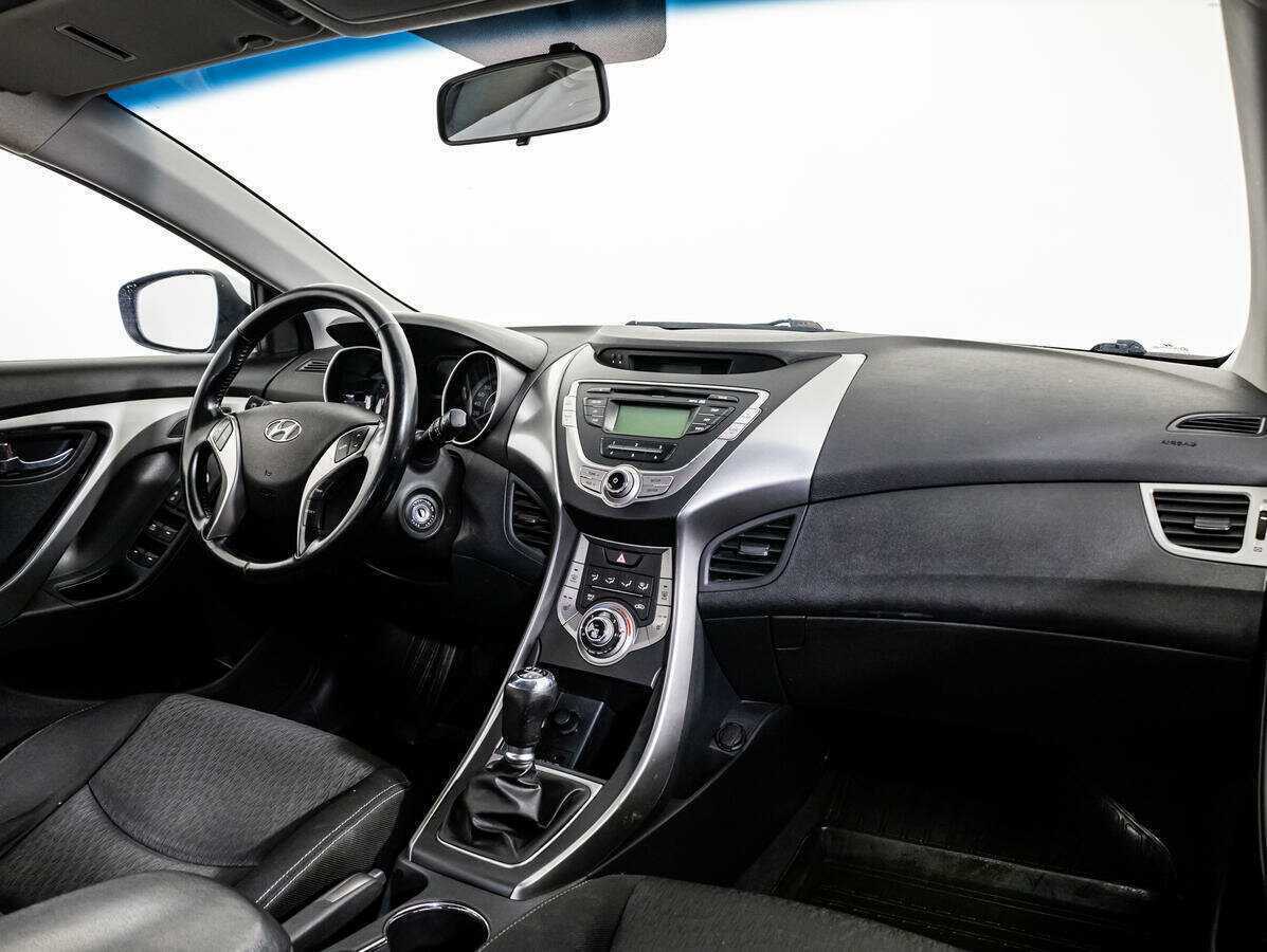 Hyundai Elantra 2013 года с пробегом. Фото: #8