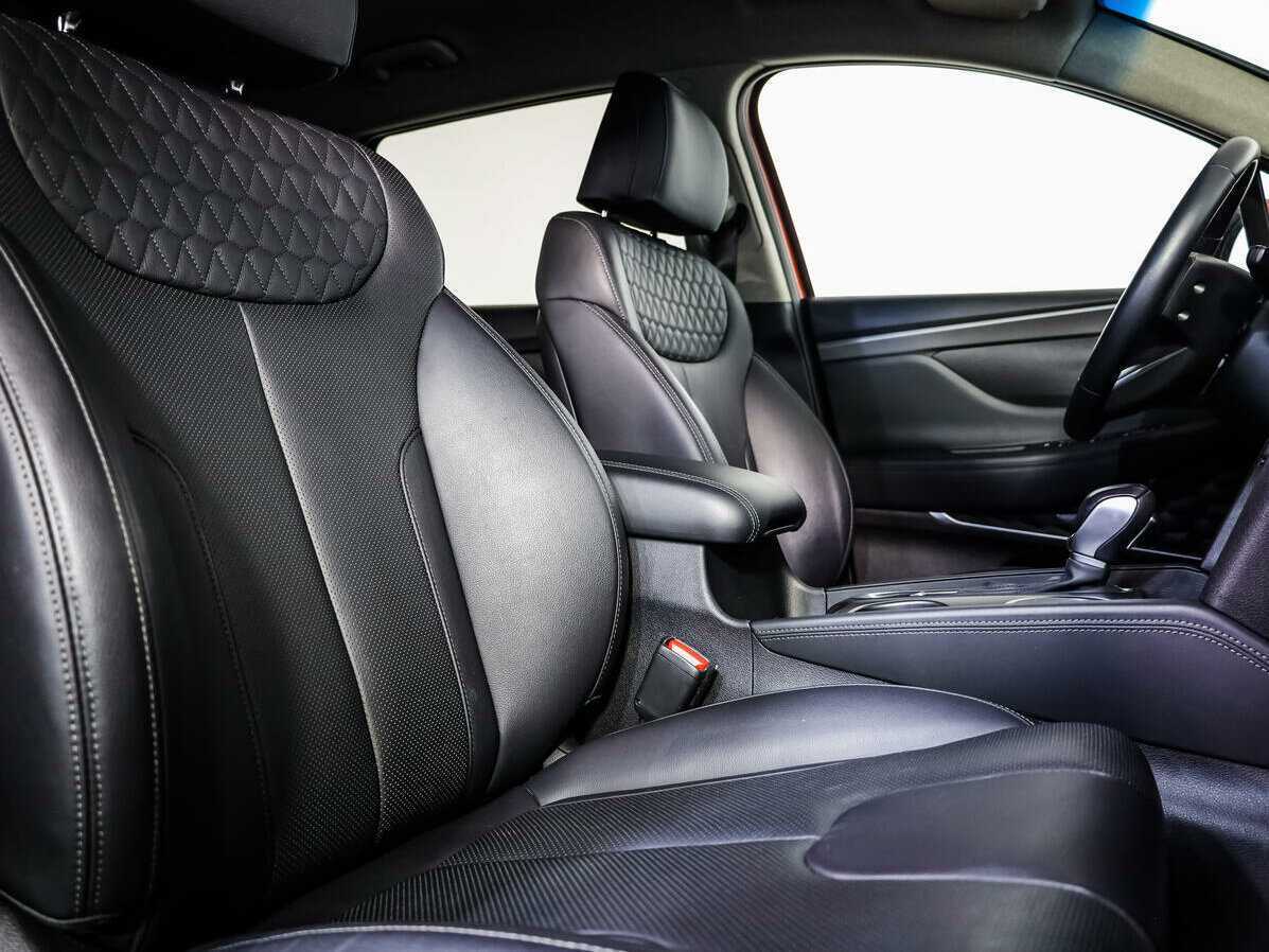 Hyundai Santa Fe 2019 года с пробегом. Фото: #10