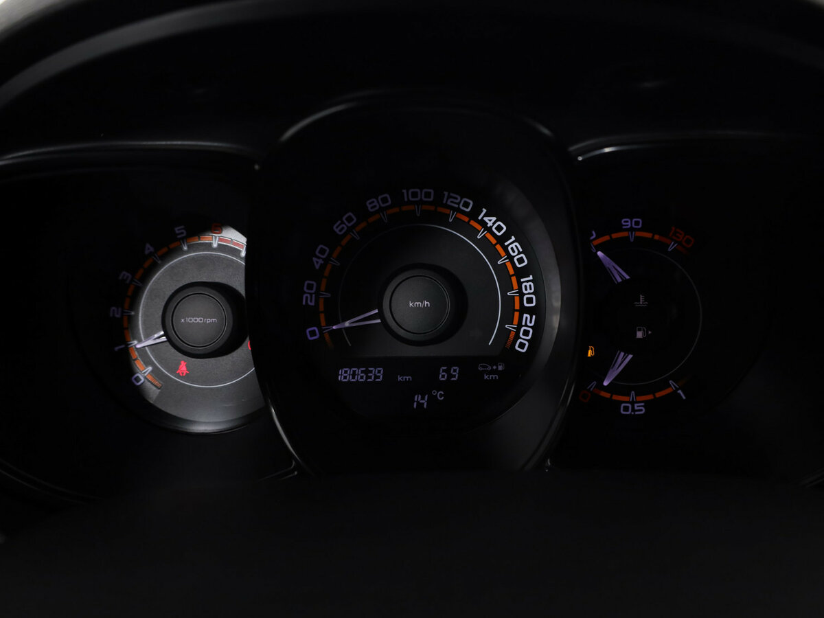 Lada (ВАЗ) Vesta 2017 года с пробегом. Фото: #10