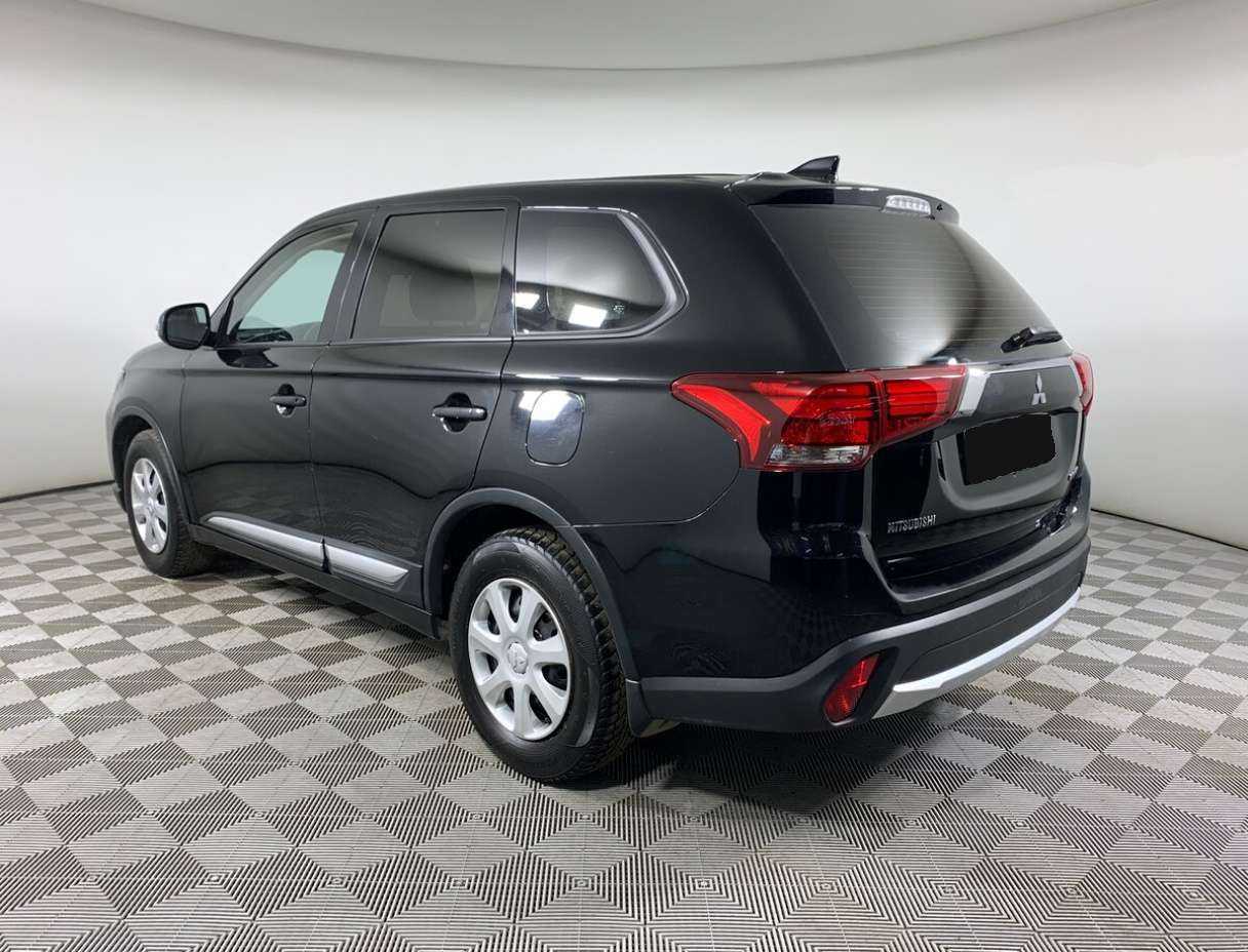 Mitsubishi Outlander 2018 года с пробегом. Фото: #6