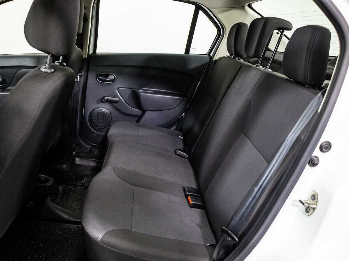 Renault Logan 2019 года с пробегом. Фото: #9