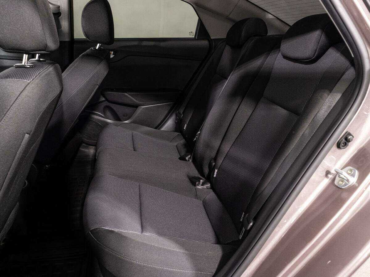 Hyundai Solaris 2021 года с пробегом. Фото: #9