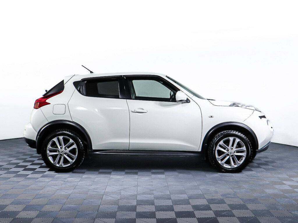 Nissan Juke 2012 года с пробегом. Фото: #2