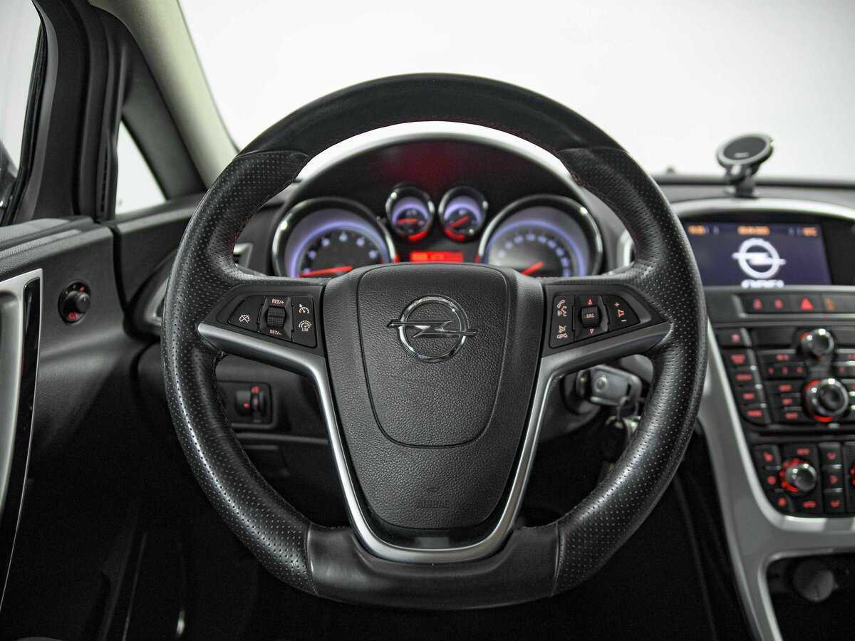Opel Astra 2012 года с пробегом. Фото: #7