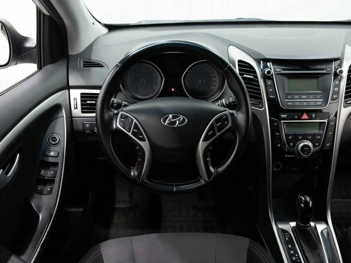 Hyundai i30 2013 года с пробегом. Фото: #13