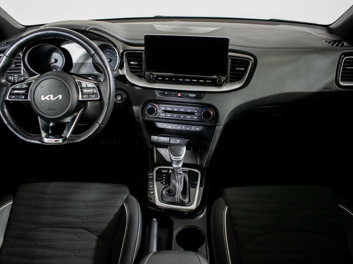 Kia Ceed 2022 года с пробегом. Фото: #7