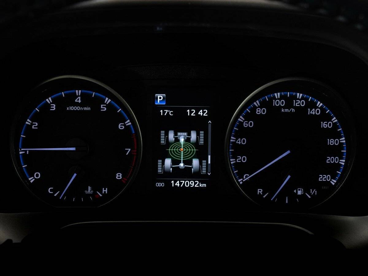 Toyota RAV4 2018 года с пробегом. Фото: #19