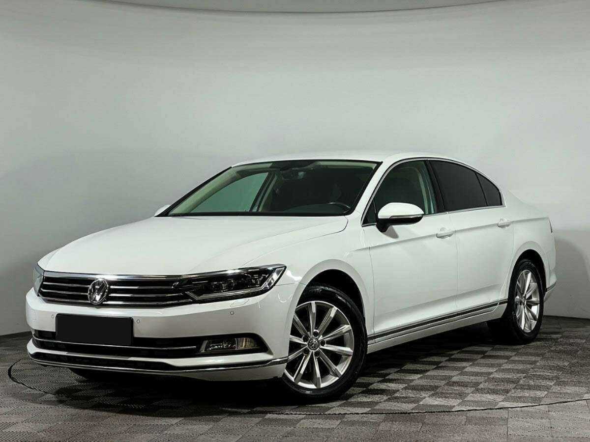 Volkswagen Passat 2017 года с пробегом. Фото: #0