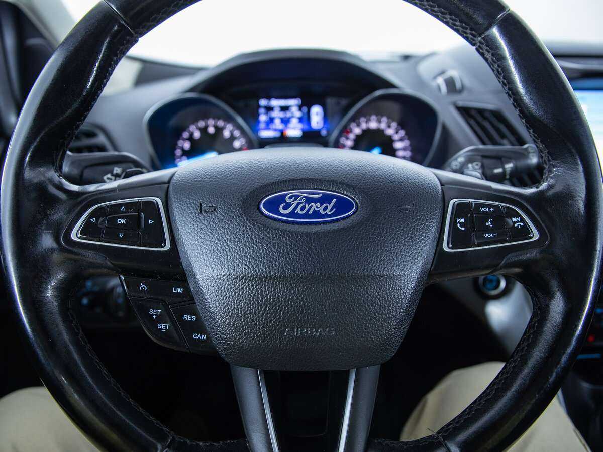 Ford Kuga 2017 года с пробегом. Фото: #6