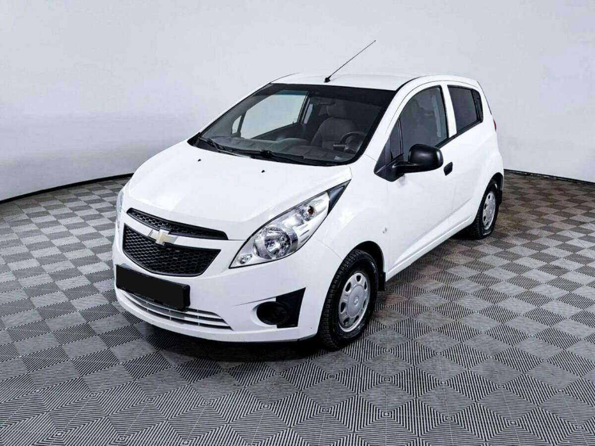 Chevrolet Spark 2013 года с пробегом. Посмотреть фото