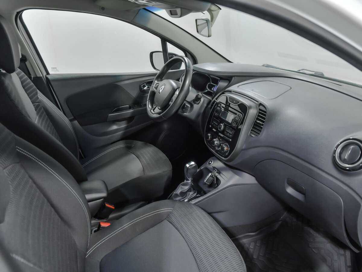 Renault Kaptur 2016 года с пробегом. Фото: #12