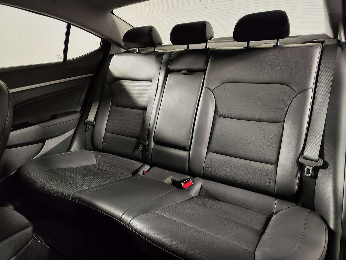 Hyundai Elantra 2016 года с пробегом. Фото: #7