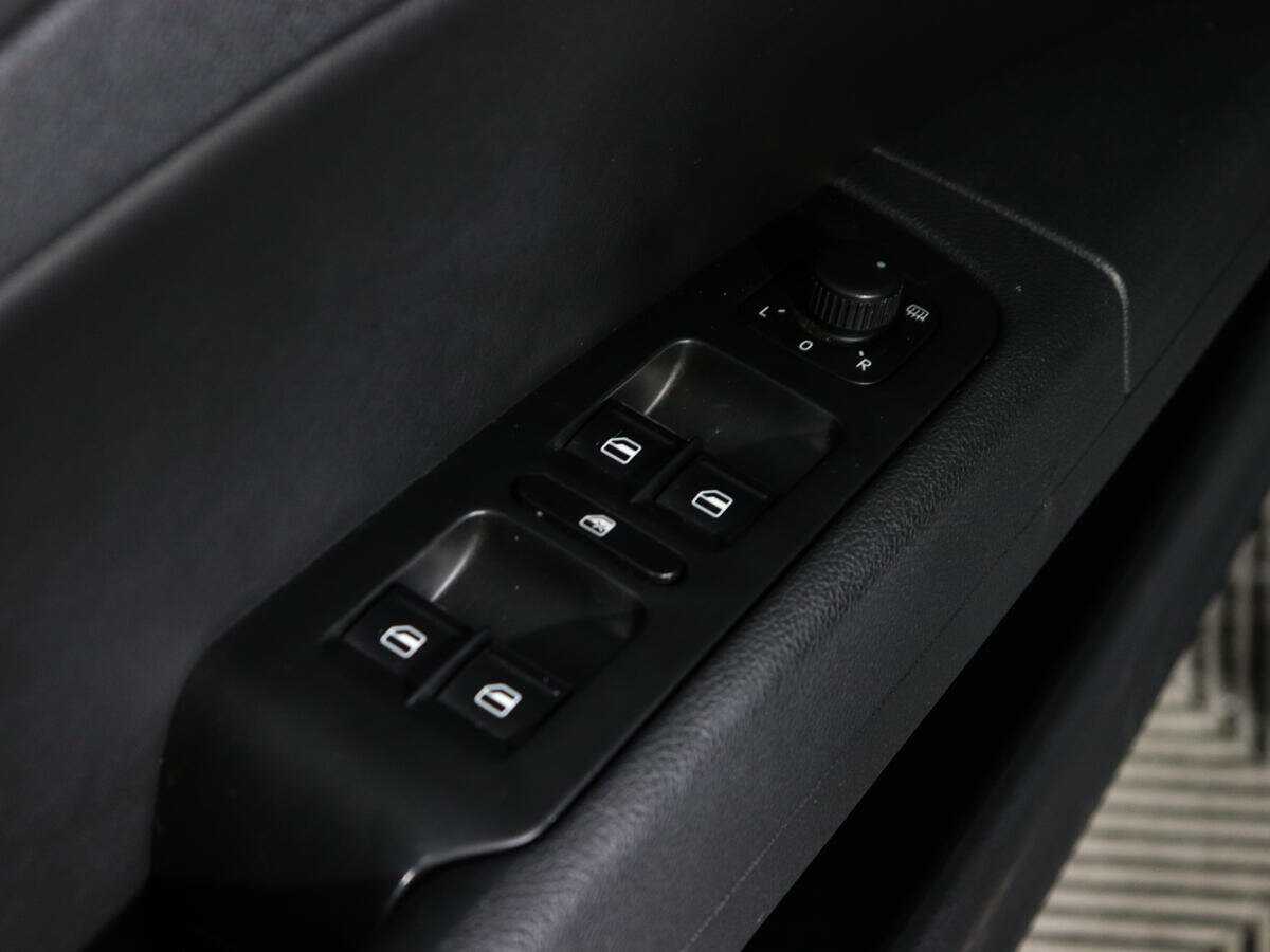 Skoda Superb 2014 года с пробегом. Фото: #16