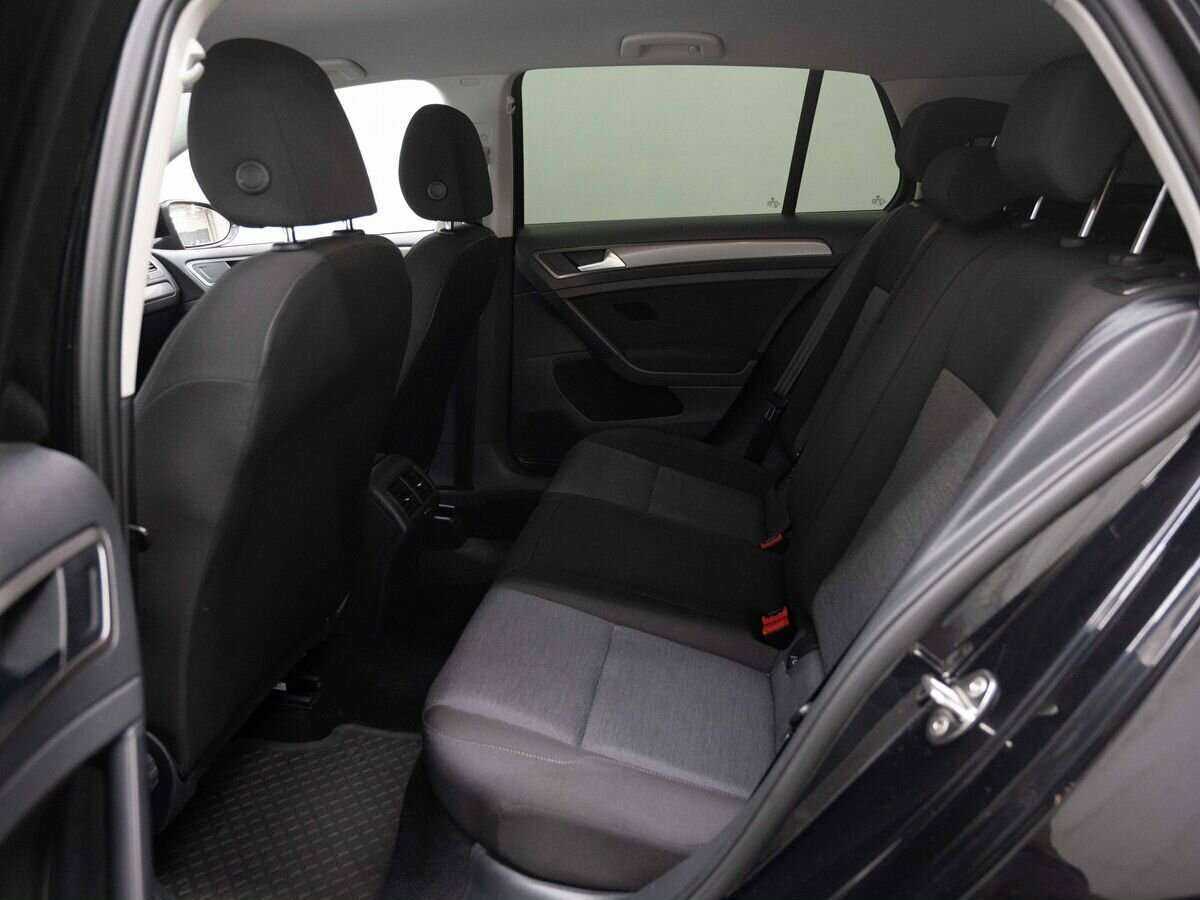 Volkswagen Golf 2013 года с пробегом. Фото: #10