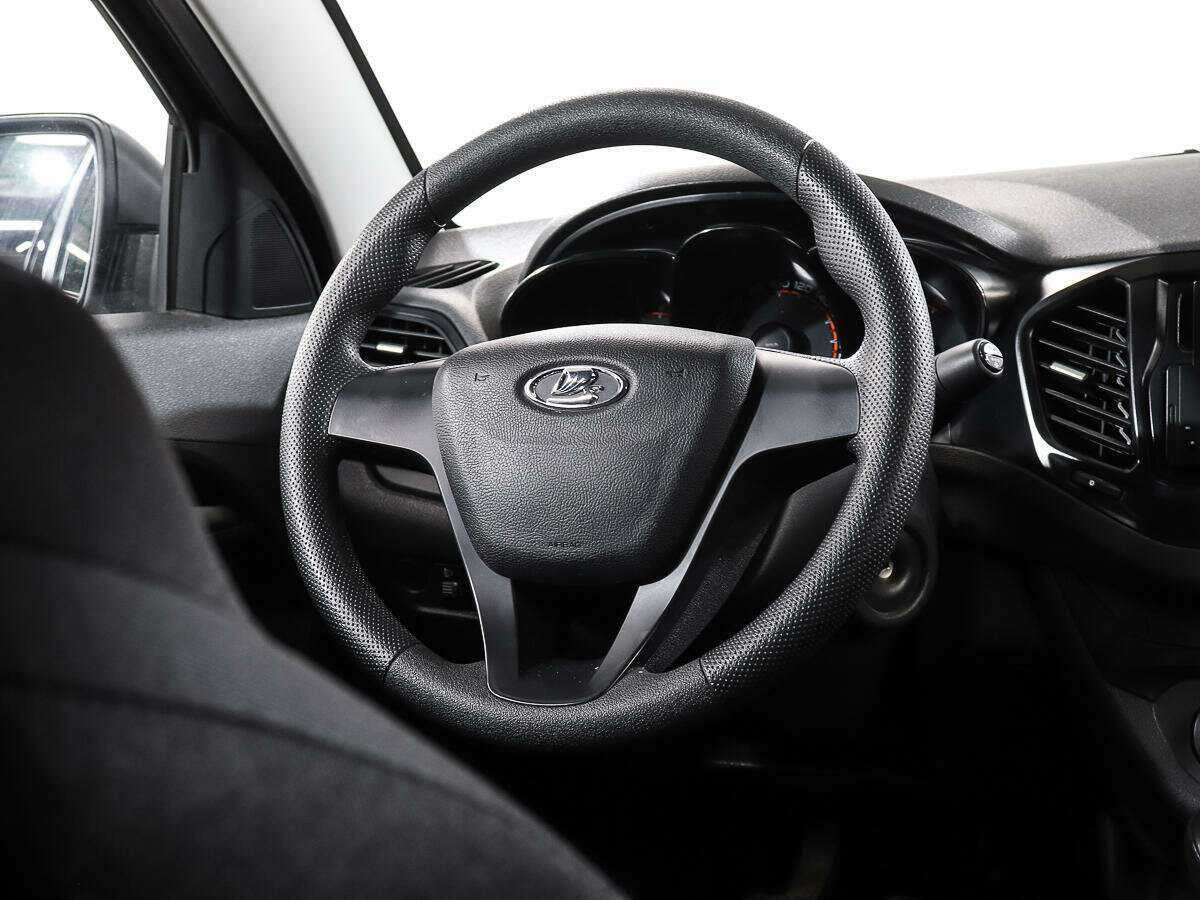 Lada (ВАЗ) Vesta 2020 года с пробегом. Фото: #13