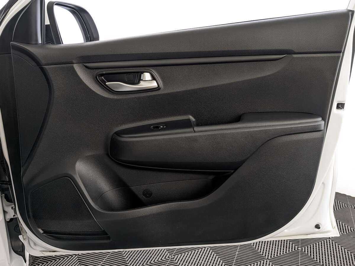 Kia Rio 2021 года с пробегом. Фото: #20