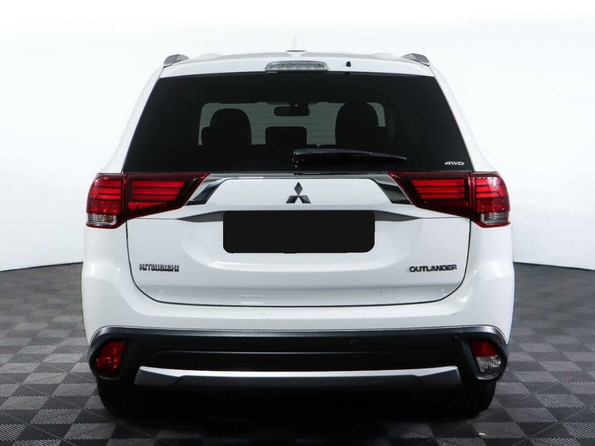 Mitsubishi Outlander 2017 года с пробегом. Фото: #5