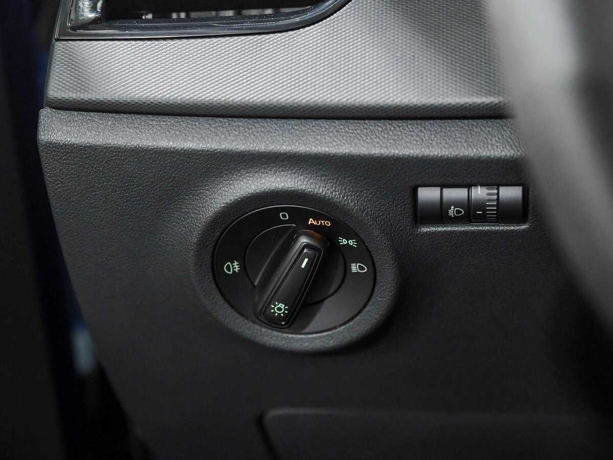 Skoda Rapid 2021 года с пробегом. Фото: #12