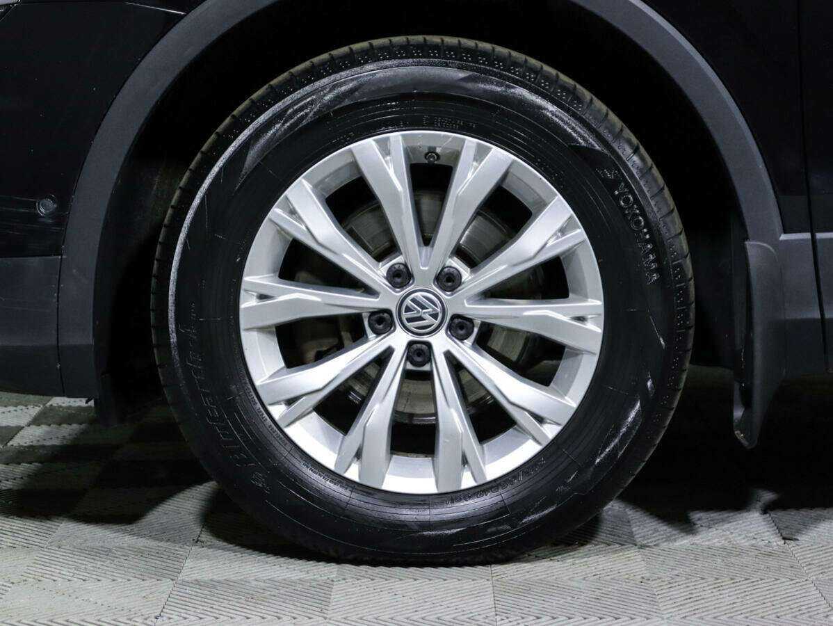 Volkswagen Tiguan 2018 года с пробегом. Фото: #12