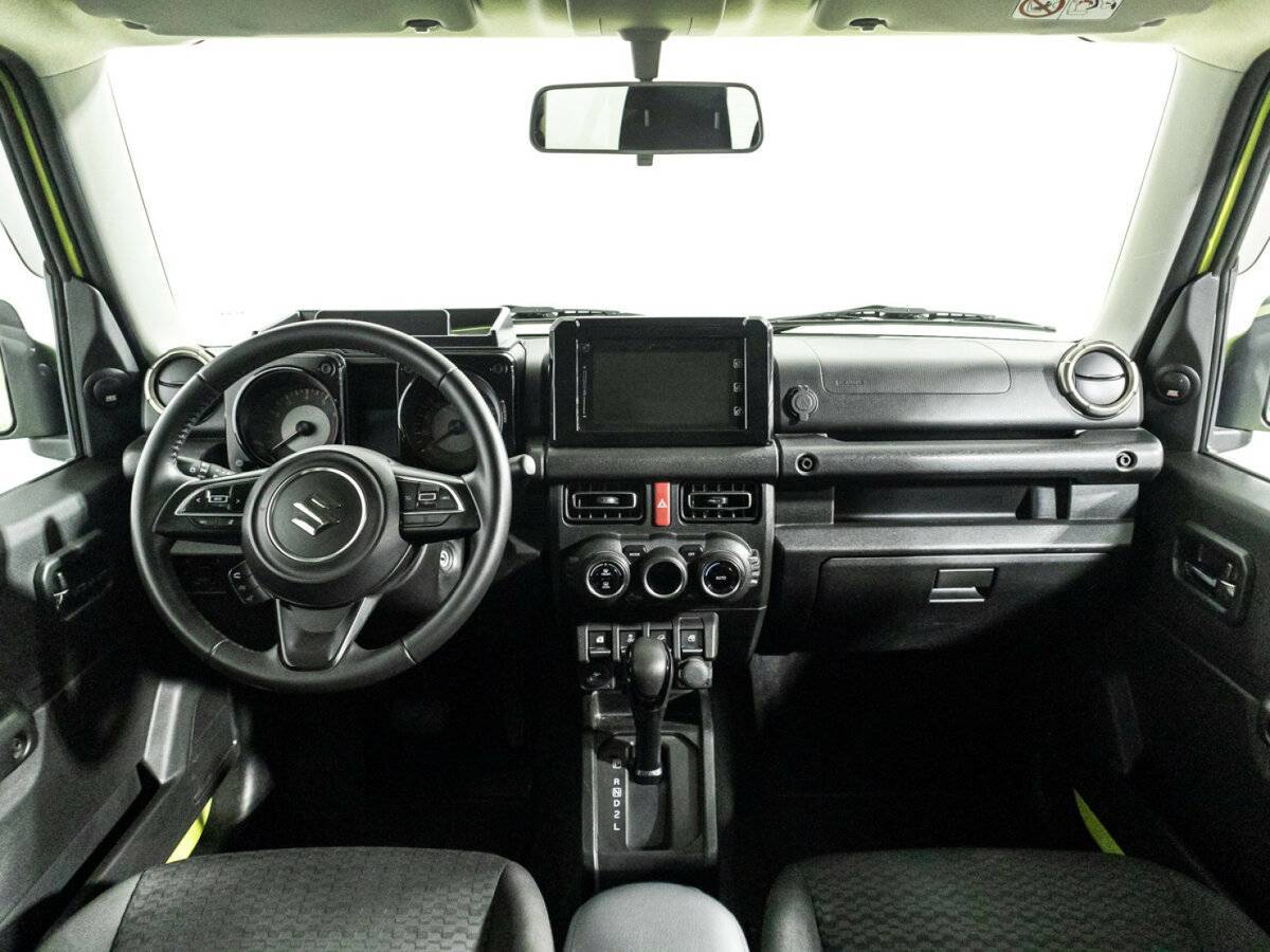 Suzuki Jimny 2019 года с пробегом. Фото: #12