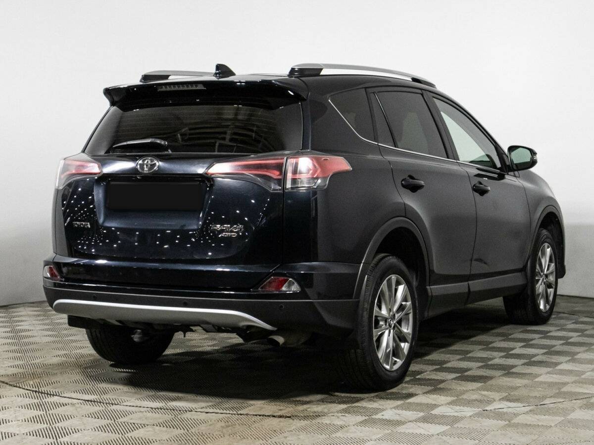 Toyota RAV4 2017 года с пробегом. Фото: #4
