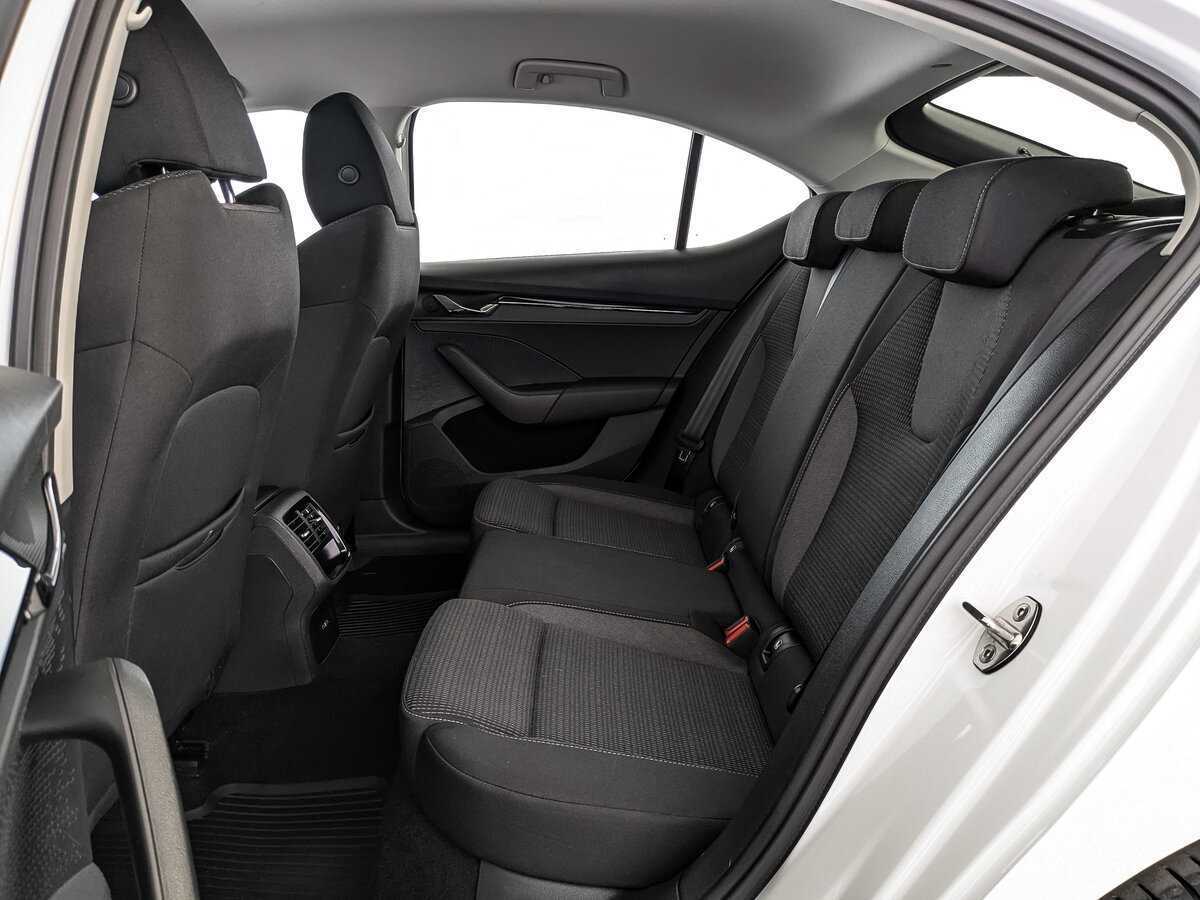 Skoda Octavia 2021 года с пробегом. Фото: #17