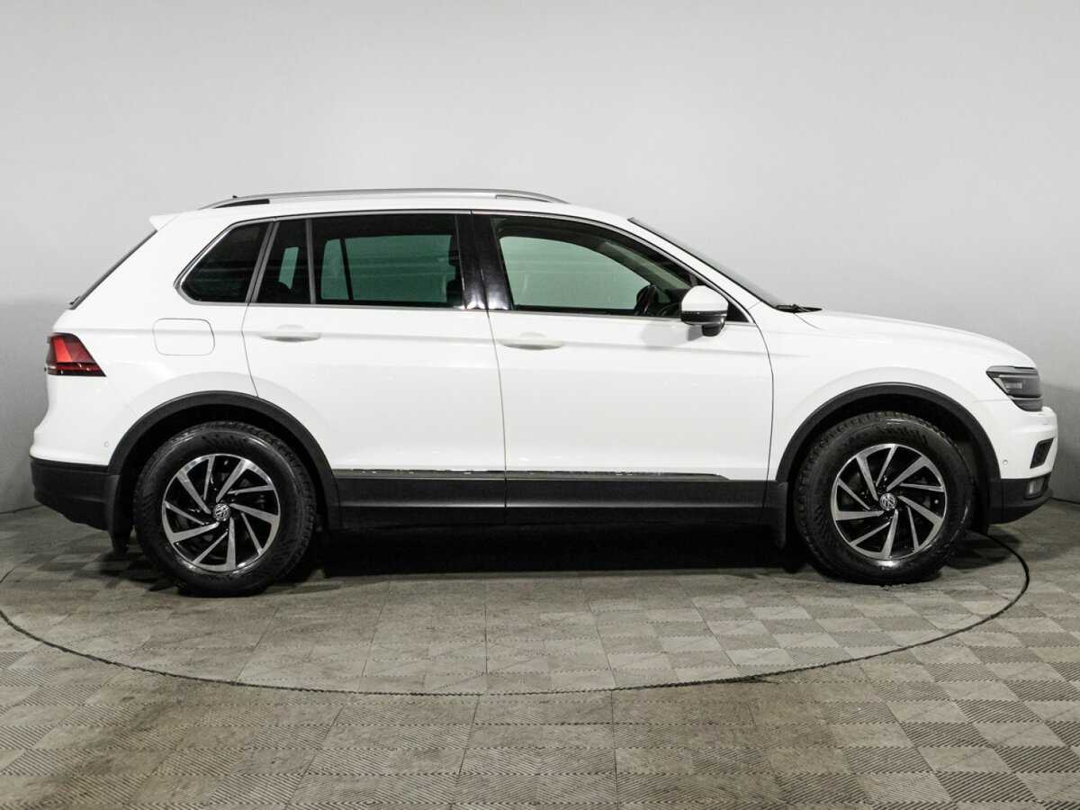 Volkswagen Tiguan 2018 года с пробегом. Фото: #3