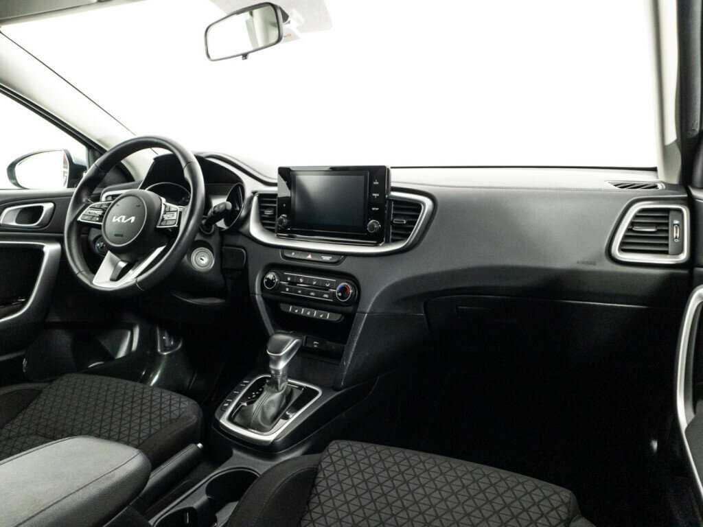 Kia Ceed 2022 года с пробегом. Фото: #8