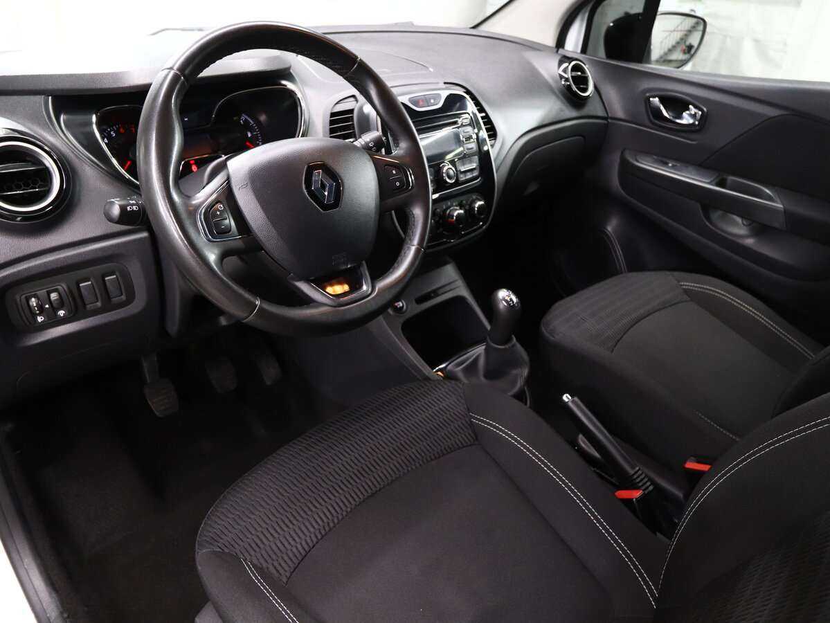 Renault Kaptur 2017 года с пробегом. Фото: #4