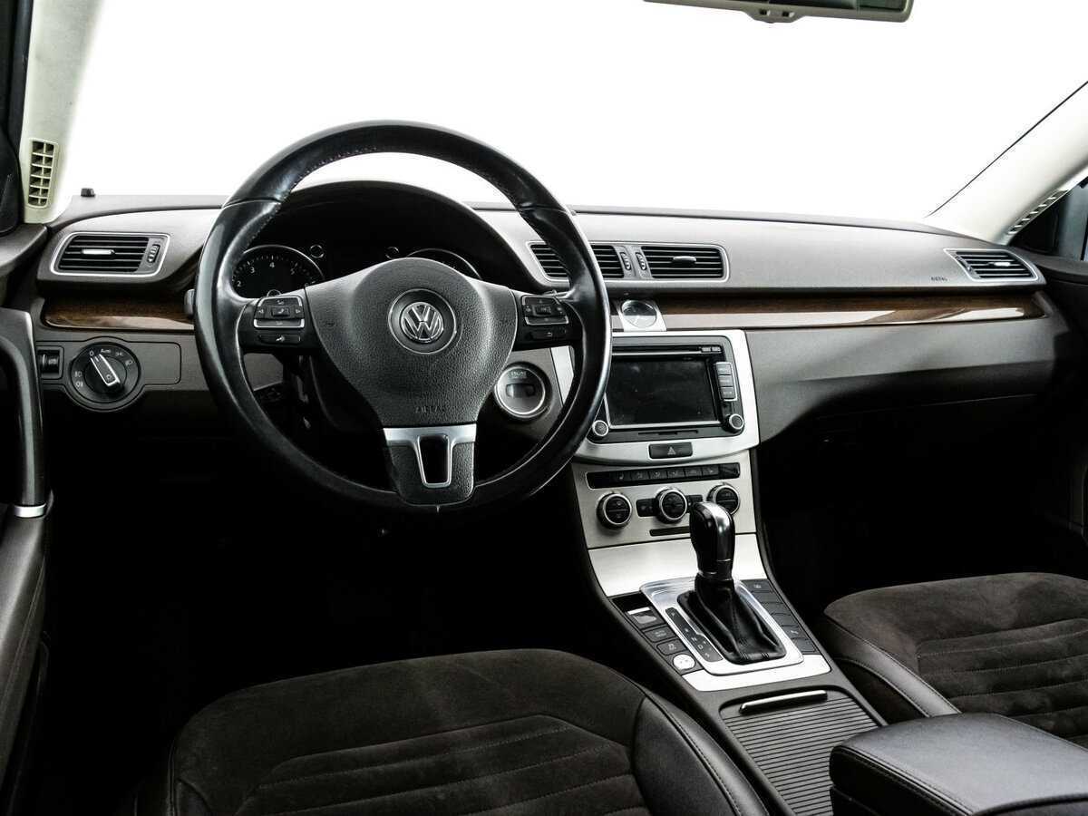 Volkswagen Passat 2012 года с пробегом. Фото: #7