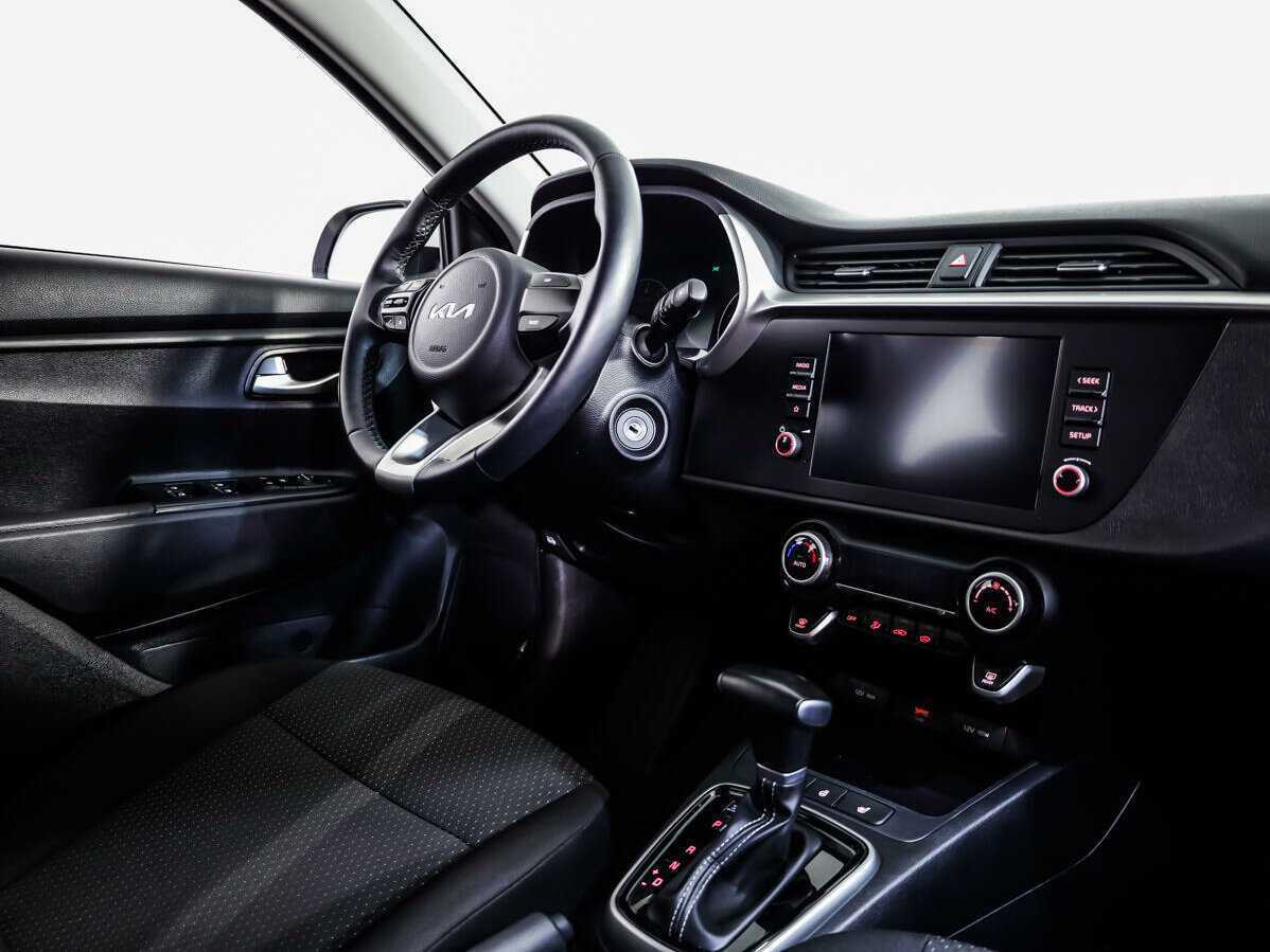 Kia Rio 2021 года с пробегом. Фото: #7