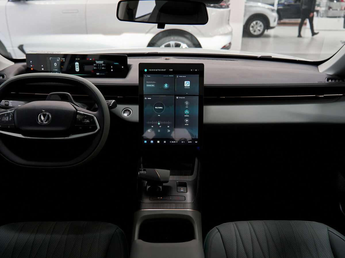 Changan Lamore 2024 года с пробегом. Фото: #19