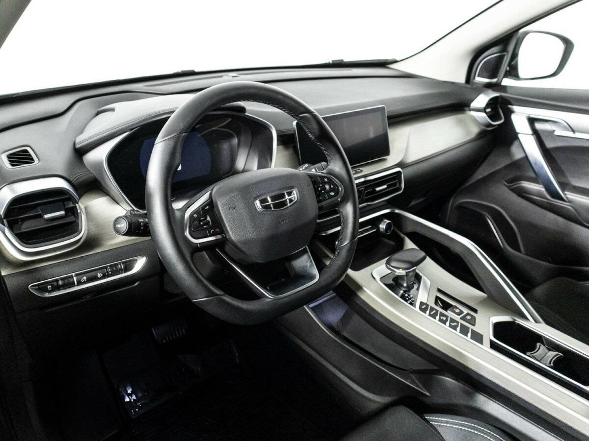 Geely Coolray 2023 года с пробегом. Фото: #10