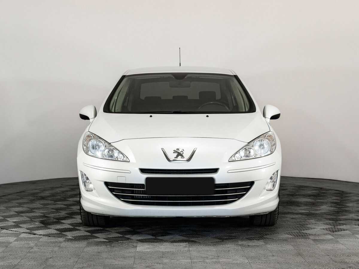 Peugeot 408 2016 года с пробегом. Фото: #1
