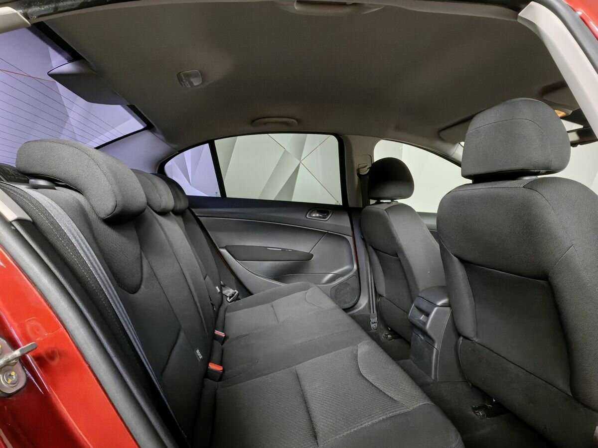 Peugeot 408 2013 года с пробегом. Фото: #11